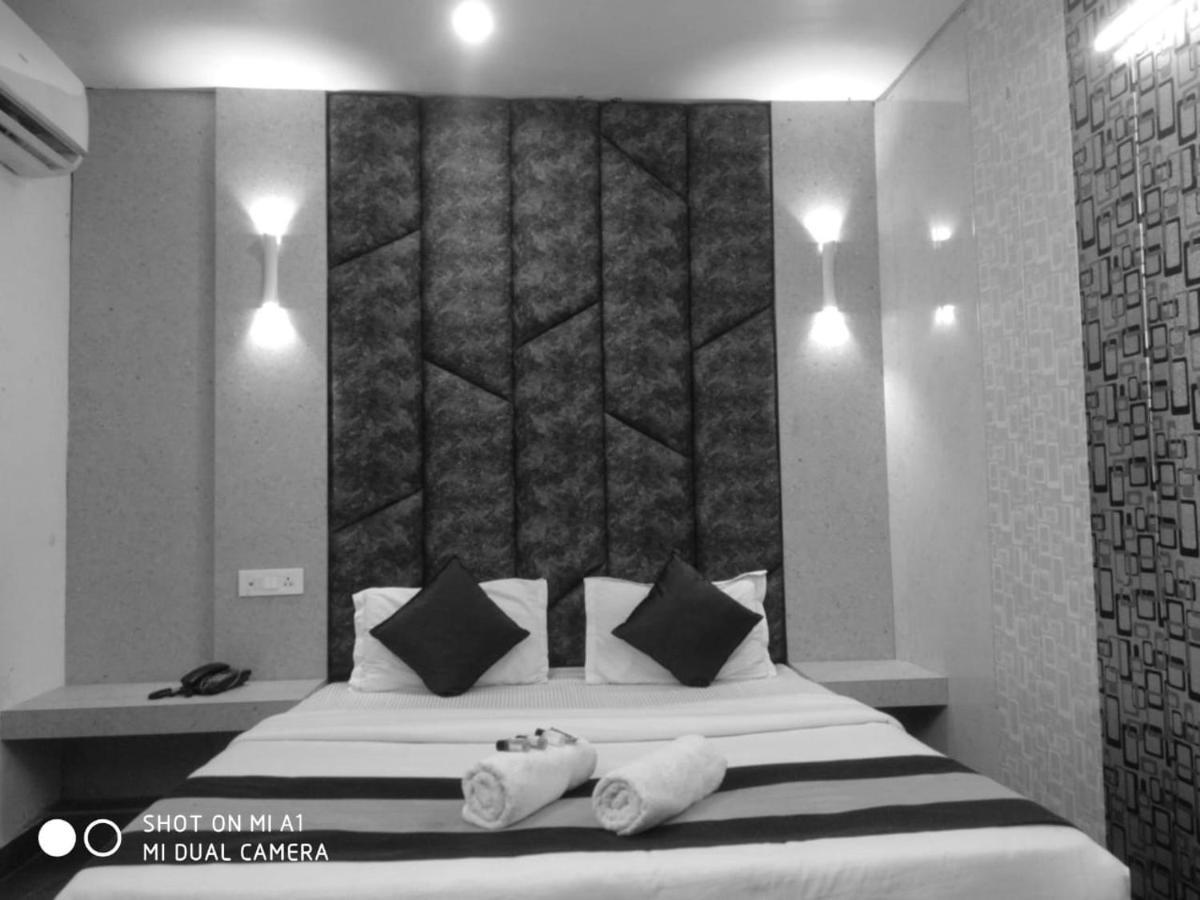 Grg Pardesi Hotel Haridwār Екстериор снимка