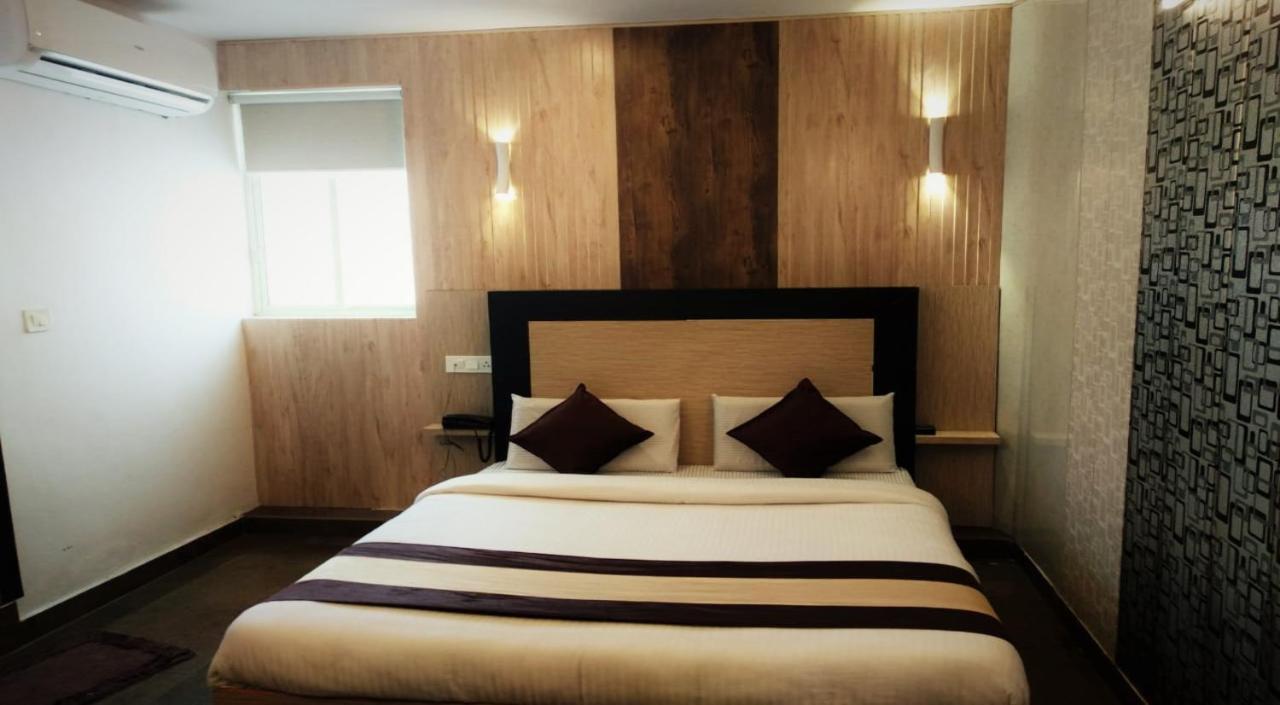 Grg Pardesi Hotel Haridwār Екстериор снимка