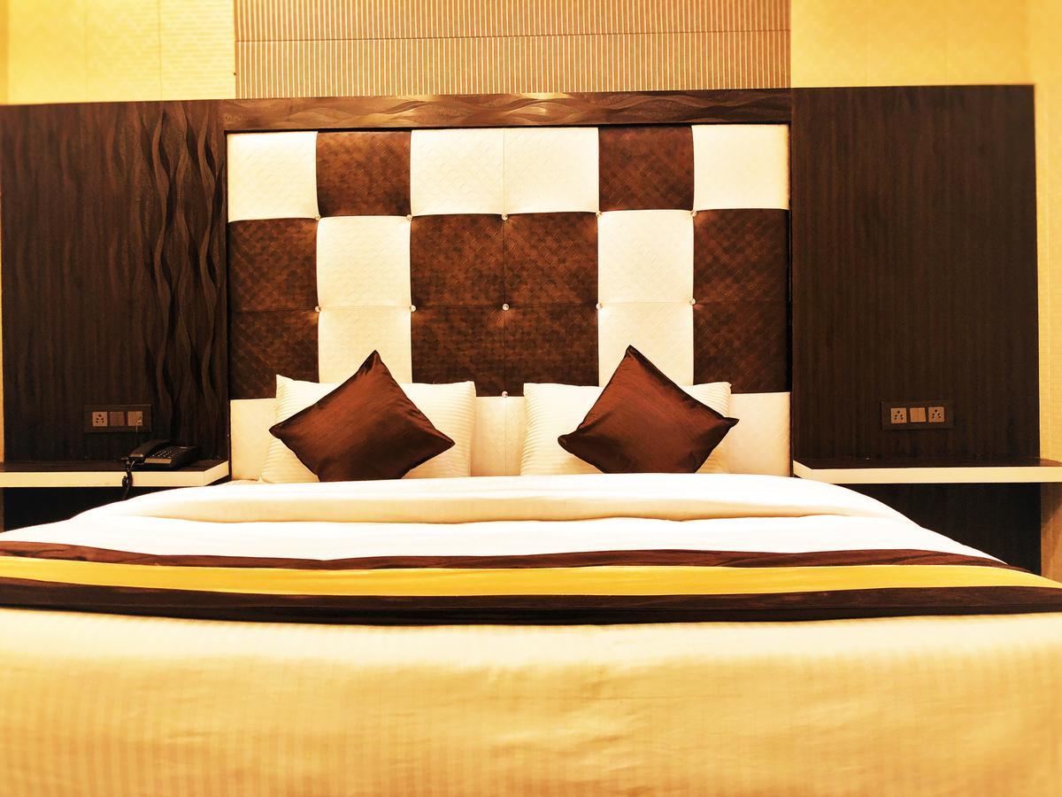 Grg Pardesi Hotel Haridwār Екстериор снимка