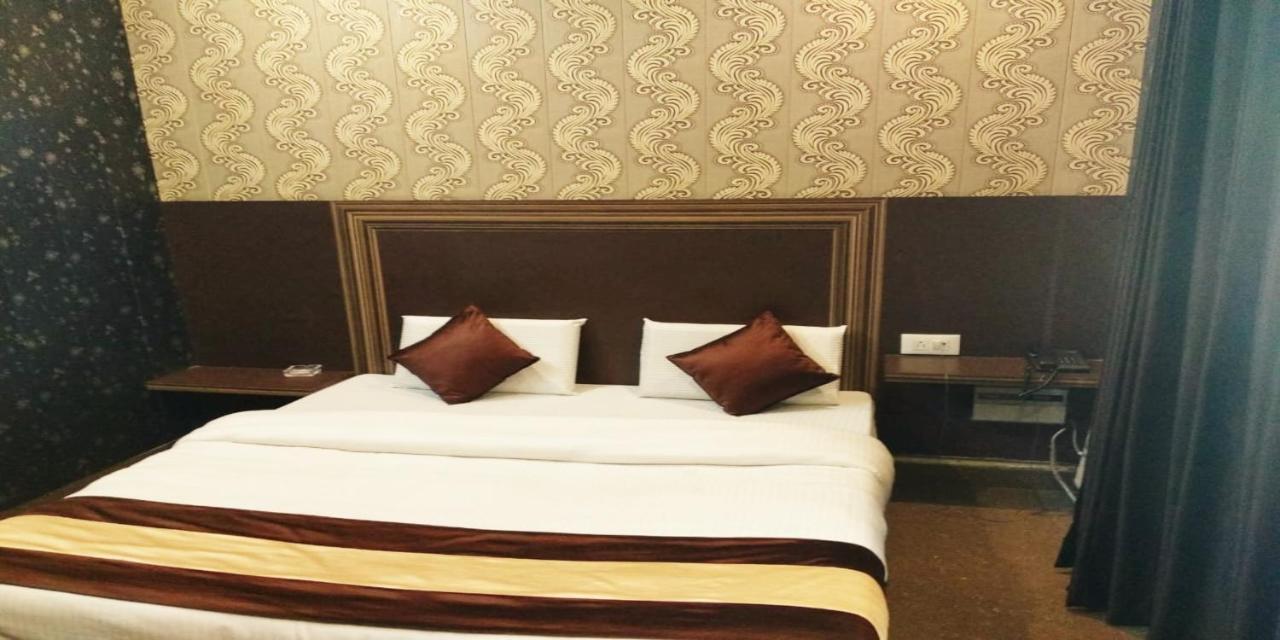 Grg Pardesi Hotel Haridwār Екстериор снимка
