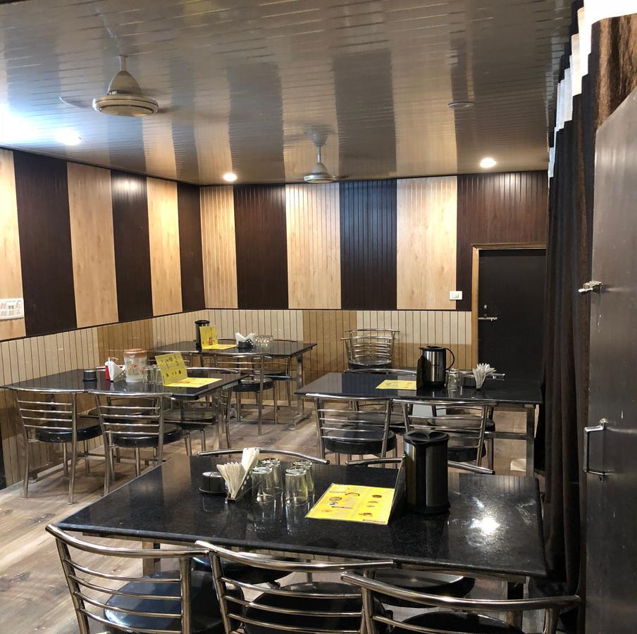 Grg Pardesi Hotel Haridwār Екстериор снимка