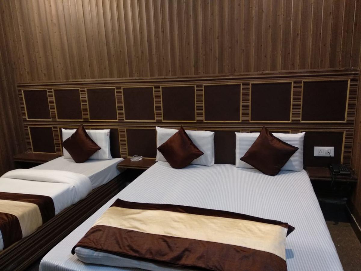 Grg Pardesi Hotel Haridwār Екстериор снимка