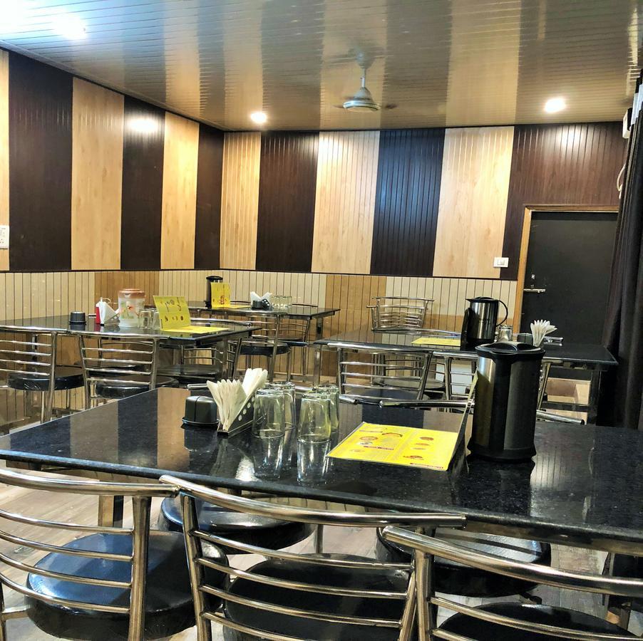 Grg Pardesi Hotel Haridwār Екстериор снимка