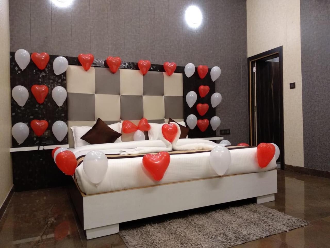 Grg Pardesi Hotel Haridwār Екстериор снимка