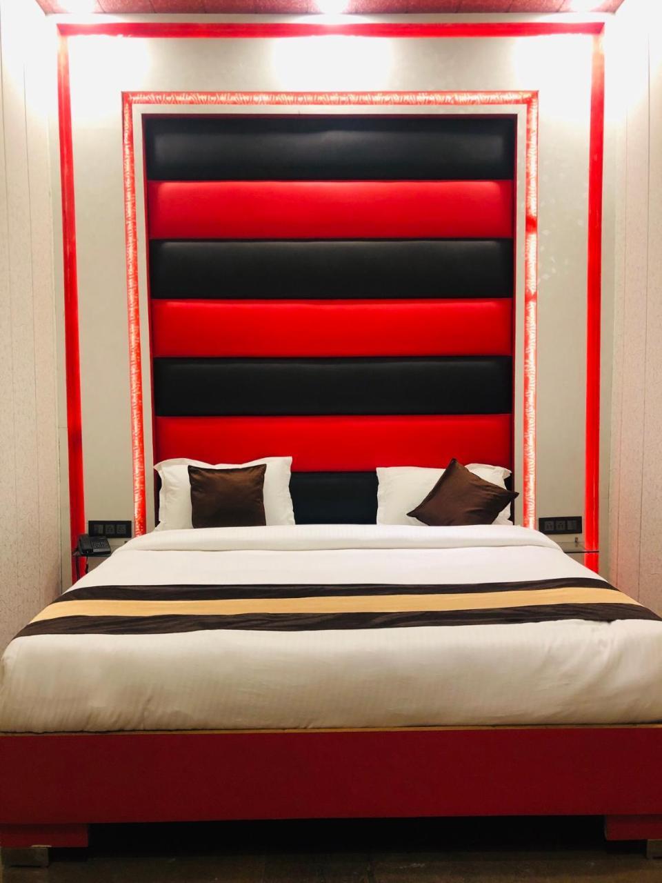 Grg Pardesi Hotel Haridwār Екстериор снимка