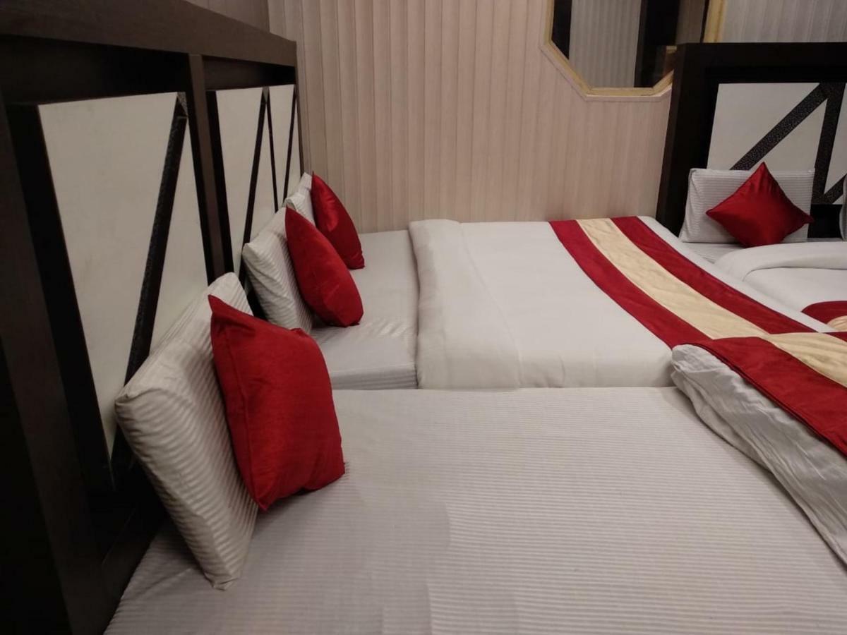 Grg Pardesi Hotel Haridwār Екстериор снимка