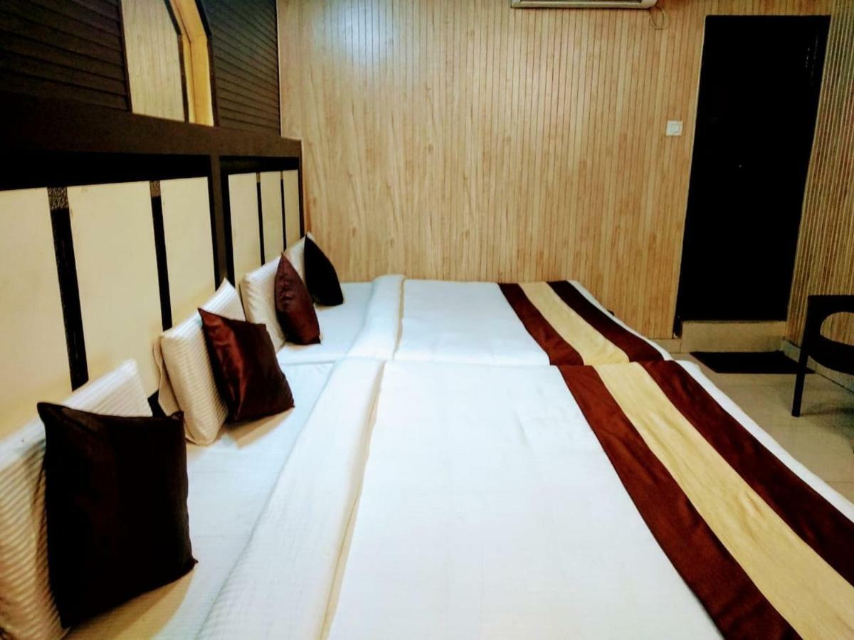 Grg Pardesi Hotel Haridwār Екстериор снимка