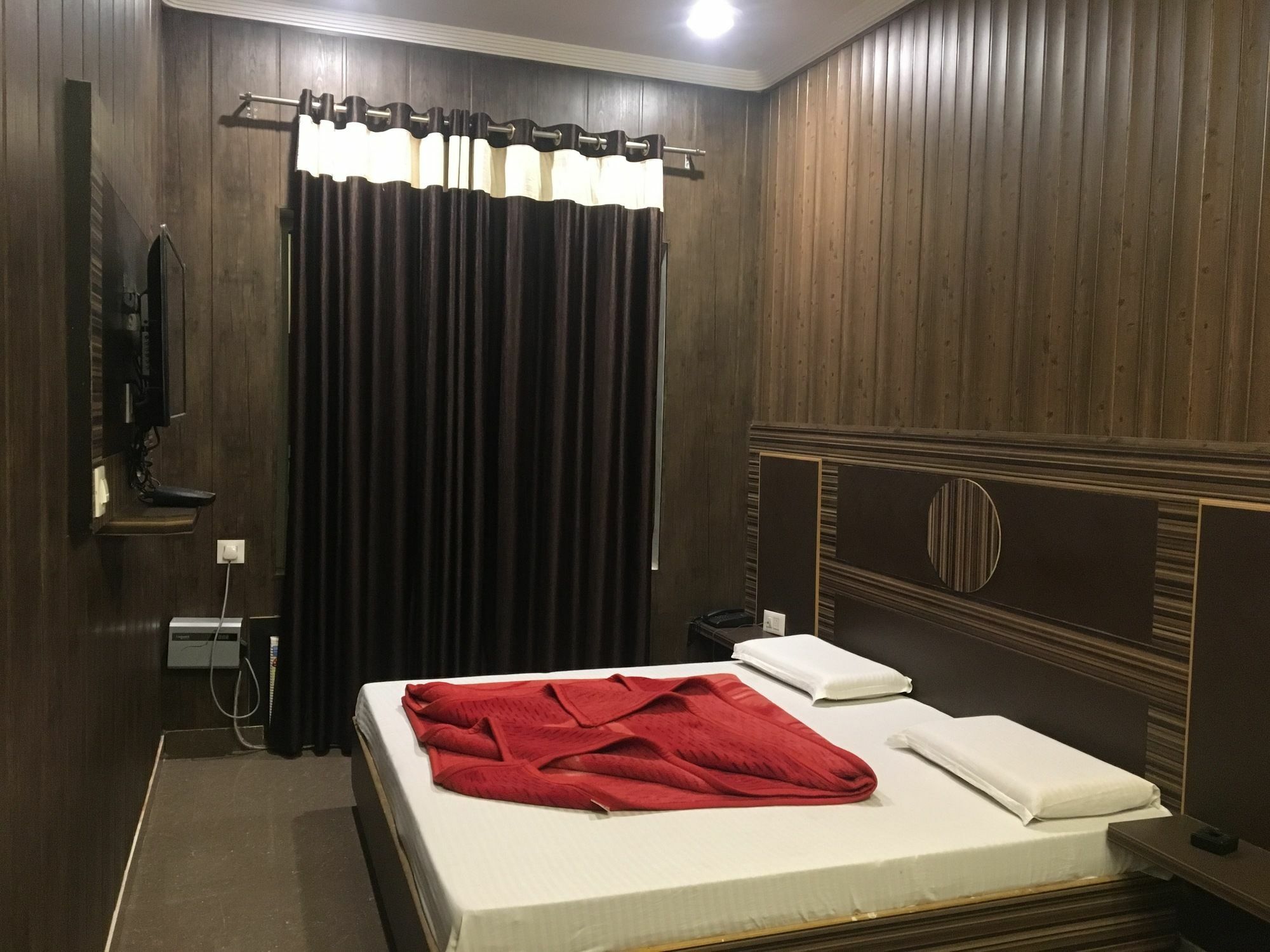 Grg Pardesi Hotel Haridwār Екстериор снимка